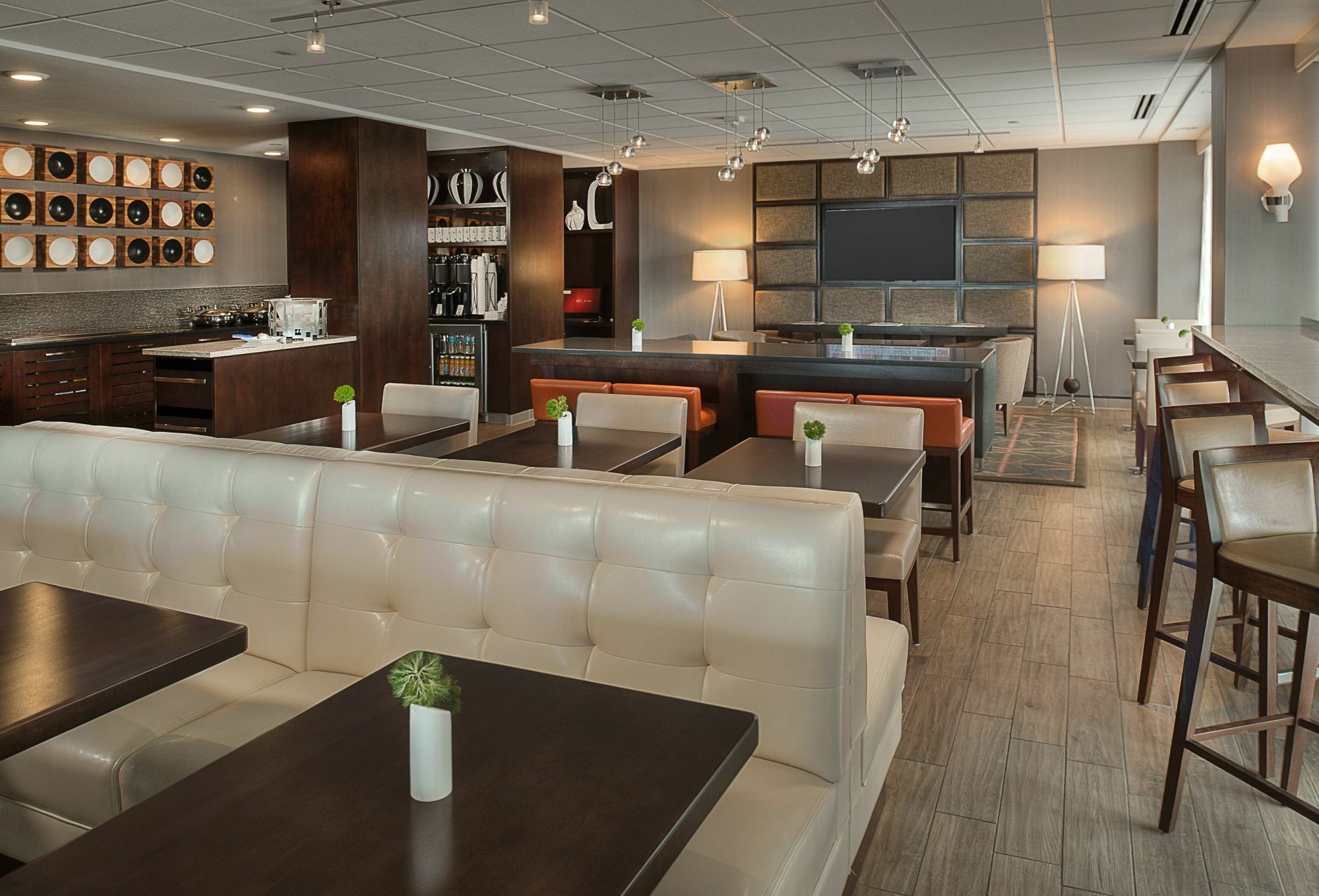 Отель Marriott St. Louis Airport Edmundson Экстерьер фото